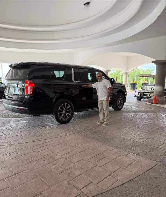 At Your Service Cancún